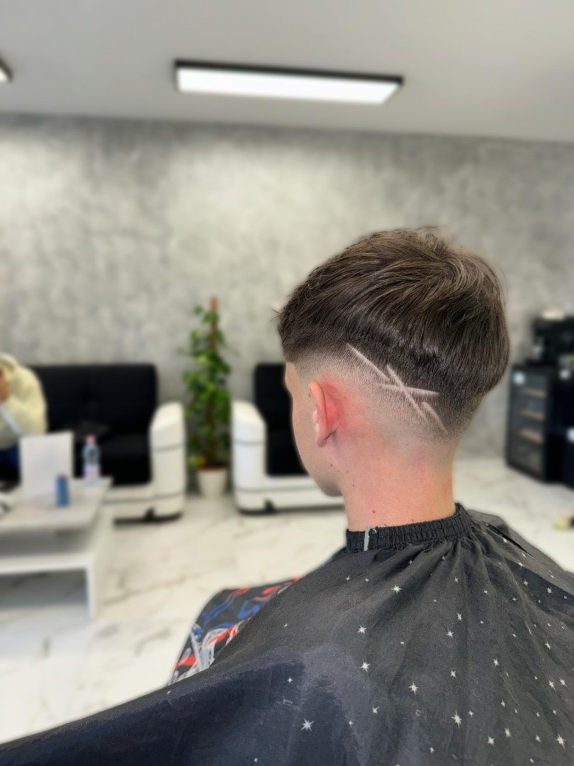 Dominikférfi hajvágás 5